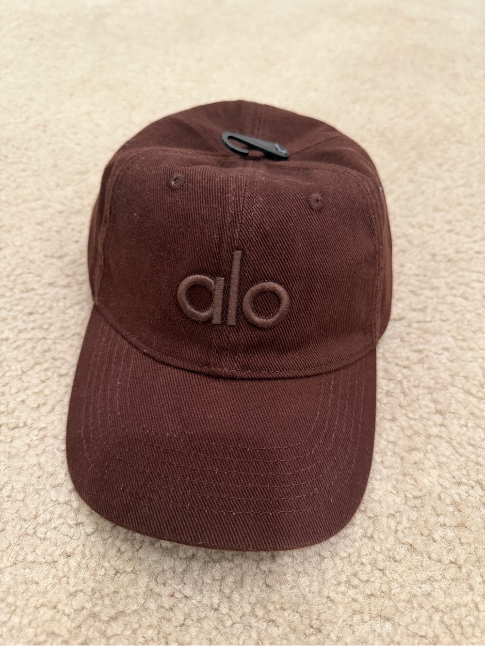 Alo Yoga brown cap with adjustable strap